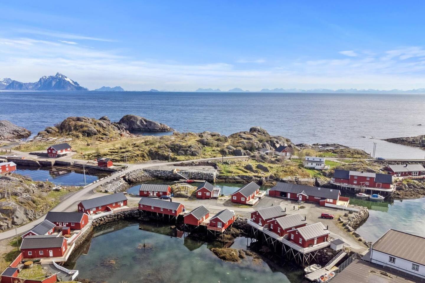 Authentic Lofoten Rorbu Стамсунн Экстерьер фото